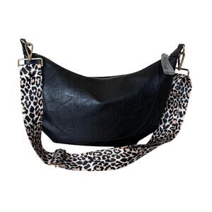 Threaded Pear Crossbody Blackl Vegan Leather Bag w Leopard Strap NWT